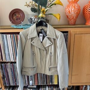 PRICE DROP: BCBG MAXAZRIA BONE/CREAM lined,LAMBSKIN LEATHER MOTO JKT, NWT, L
